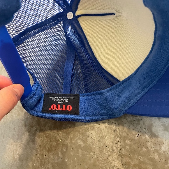 Trucker hat - Picture 3 of 3